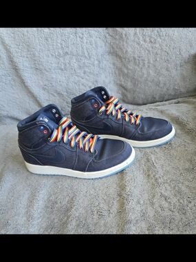 COPY - Retro Air Jordan 1 High "Family Forever" in Dark Denim